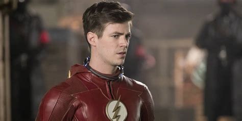 grant gustin hair grant gustin slams body shaming flash fans who say he s too thin stockpict
