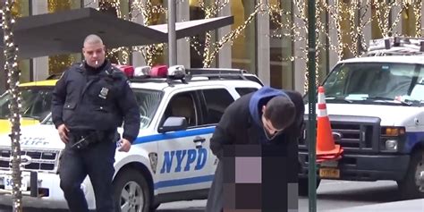Heres What Happens When A Prankster Pretends To Jerk Off In Front Of Cops