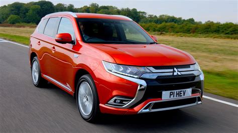 Mitsubishi Outlander Used Cars For Sale In Newmarket Autotrader Uk