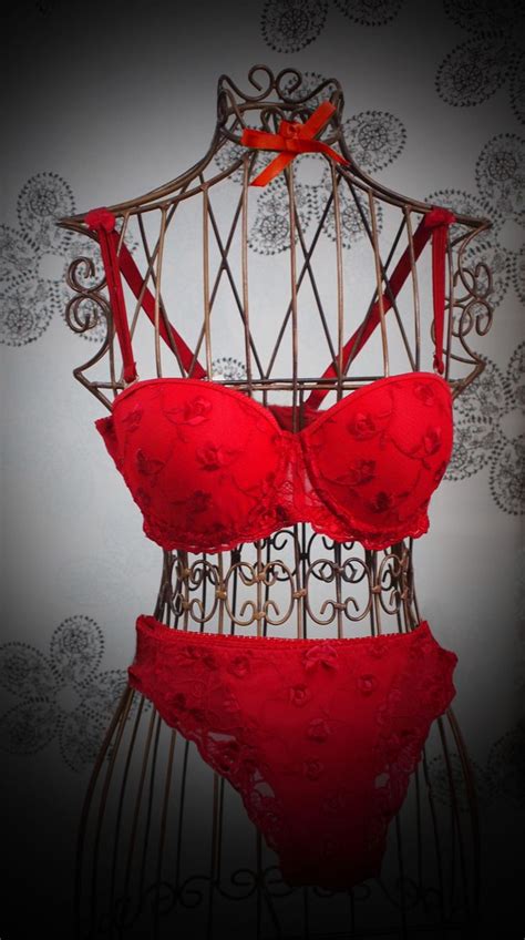 Red Hot Lace Lingeriered Is The Best Color For Christmas And Lunar New