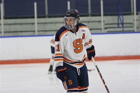 Nh College Hockey Syracuse Senior Avery A Loudon Bred Leader College