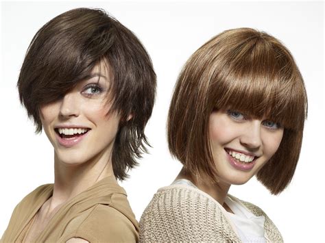 Short bobs with flyaways are easy to maintain and look great with straight hair. Short easy to wear and wash and go hairstyle