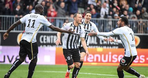 During the last 16 meetings, fc lorient have won 6 times, there have been 6 draws while sco angers have won 4 times. Angers : le SCO dévoile son maillot version 2019-2020