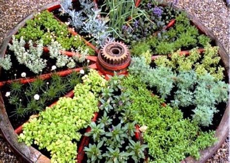 Then check this list out! 20+ great Herb Garden Ideas | Home Design, Garden & Architecture Blog Magazine