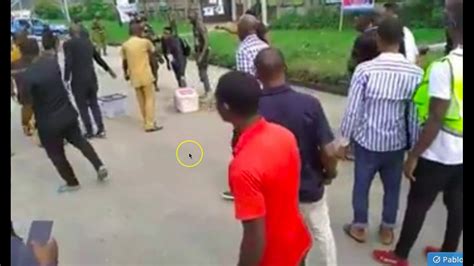 Video Moment Police And Army Were Caught With Ballot Box Youtube