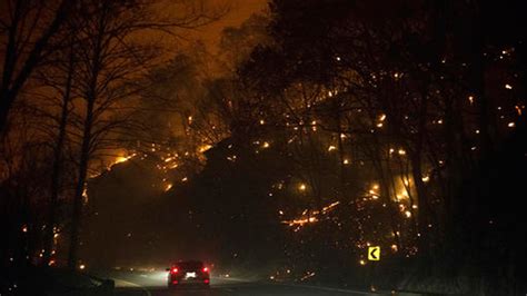 Come visit gatlinburg and enjoy ripley's aquarium of the smoky mountains. Gatlinburg, Tennessee Wildfires: Dollywood, Other Tenn ...