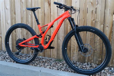 2019 Specialized Stumpjumper Expert Carbon 29 Altitude Bicycles