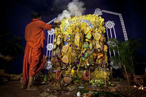 Photo Gallery 17 Pictures Of Durga Puja In Kolkata