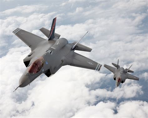 Us Air Force And Us Navy F 35 Jsf Fighter Aircraft Pictures History And