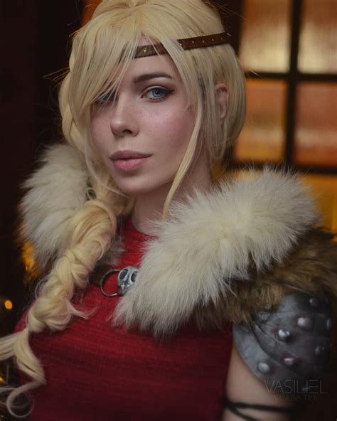 Astrid How To Train Your Dragon 🐉 Cosplay Astridcosplay
