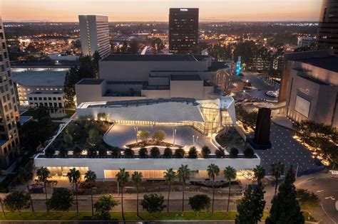 Orange County Museum Of Art Opens New Building In Costa Mesa