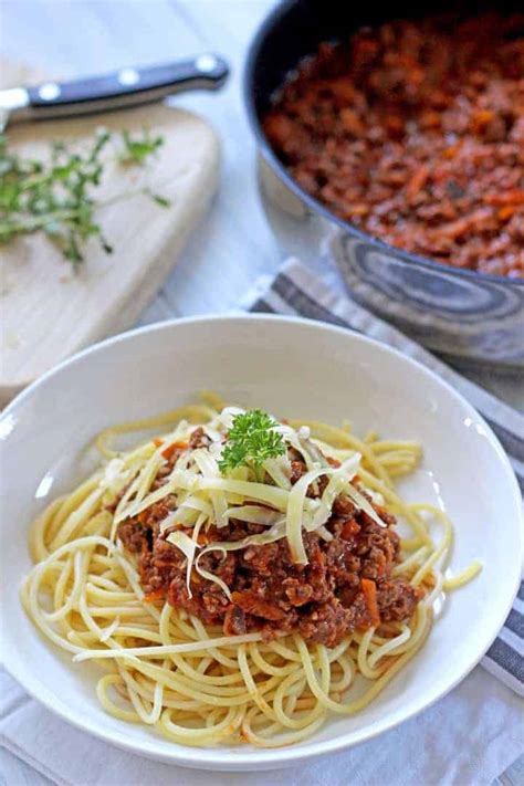 Easy Spaghetti Bolognese Recipe Dishmaps