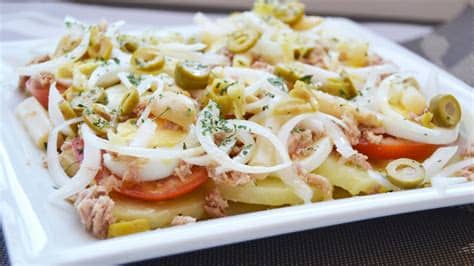 Te invitamos a dejarte tentar con la receta que más te guste, para que te animes a prepararla y la conviertas en tu. Ensalada de Verano | Recetas de Cocina - YouTube