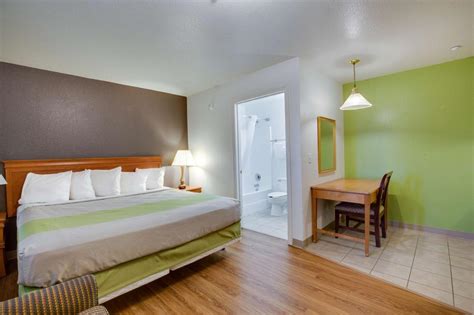 Siegel Select Houston | Pet Friendly Extended Stay Apartments in Texas