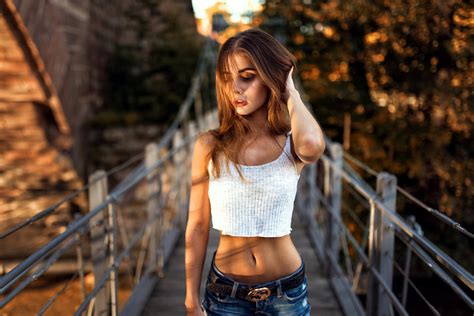 Wallpaper Id 576207 Architecture Beautiful Woman Beauty Jean