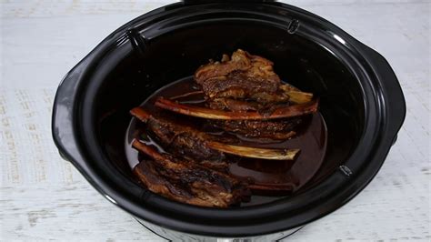 Stack ribs on top of the foil. Bone In Rib Roast Crock Pot Recipe : Crock Pot Country ...