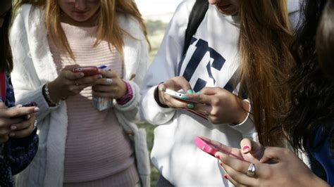 Casi Una Tercera Parte De Los Adolescentes Utilizan Las Redes Sociales