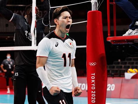 Olympics Volleyball Nishida Putting His Body On The Line For Japan