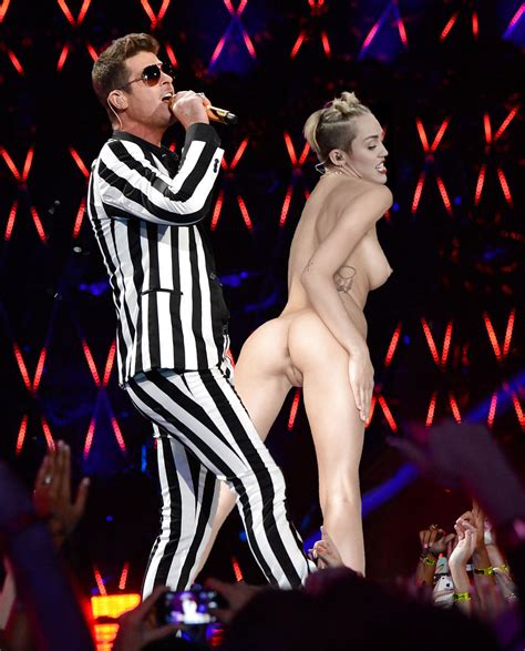 Post 1198999 Fakes Mileycyrus Robinthicke