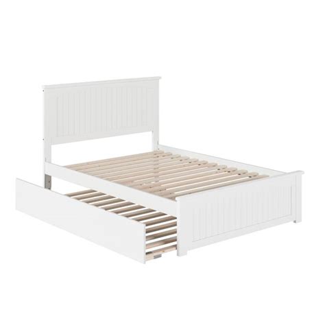Nantucket Full Platform Bed With Matching Foot Board With Full Size