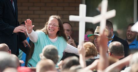 Jury To Decide How Much Kim Davis Owes Same Sex Couples She Illegally Denied Marriage Licenses