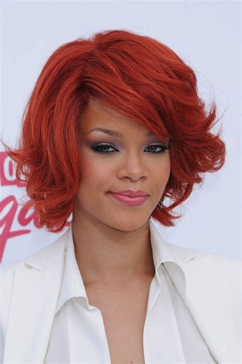 Rihannas Best Ever Hairstyles A Timeline Rihanna Short Hair