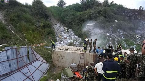 Aereo Si Schianta Dopo Il Decollo In Nepal 18 Morti La Repubblica