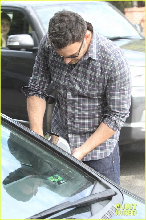 Photo Ben Affleck Hits Parked Car Leaves Apology Note 08 Photo 2734242 Just Jared