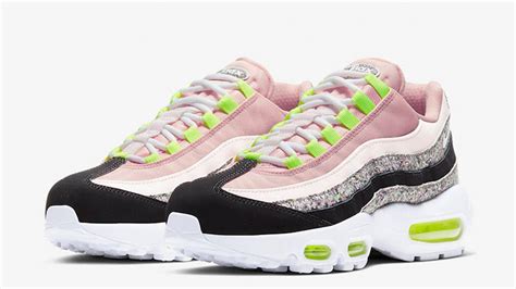 Nike Air Max 95 Pink Glitter Where To Buy 918413 006 The Sole Womens