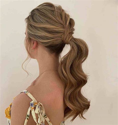 36 Casual Hairstyles That Are Quick Chic And Easy For 2021
