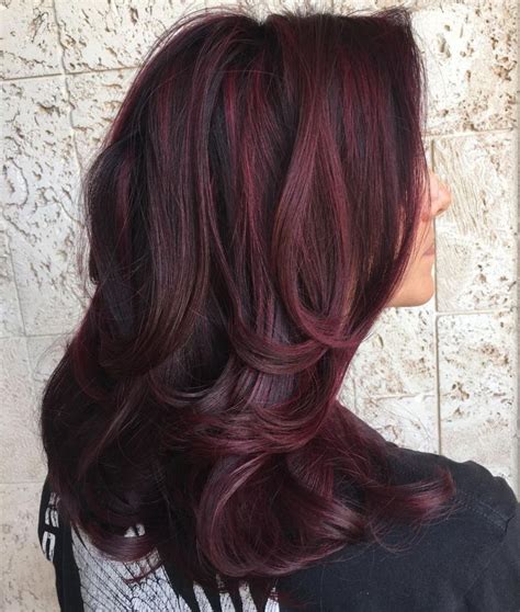 Medium Layered Hairstyle For Thick Hair Burgundy Hair Red Highlights
