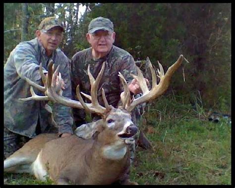 World Record Buck Not Ohio Sportsman Your Ohio Hunting