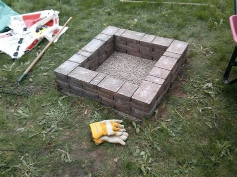 They serve as a place where all the family members can spend their free time chatting and relaxing. Diy Square Fire Pit - Fire Pit Ideas