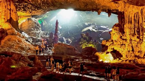 Thien Cung Cave In Halong Bay Attractively Shaped Heaven