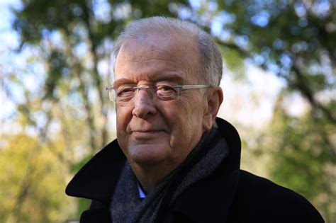 Depois, assegurou toda a estrutura que montou a campanha eleitoral vitoriosa do ps nas eleições. Visão | 25 de Abril. Jorge Sampaio ausente da cerimónia ...