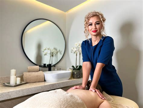 massages and spa in abu dhabi european swedish and russian massage armonia center