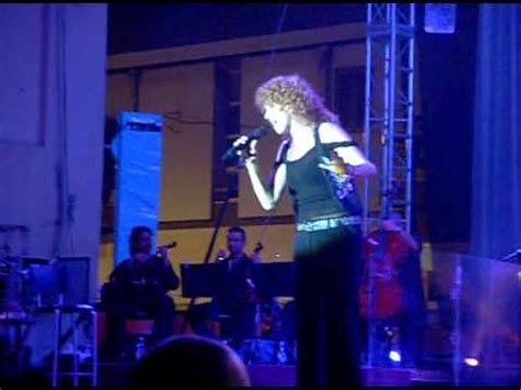 Listen to come si cambia by fiorella mannoia, 135,229 shazams, featuring on фьорелла маннойа: Come si cambia - Fiorella Mannoia - YouTube
