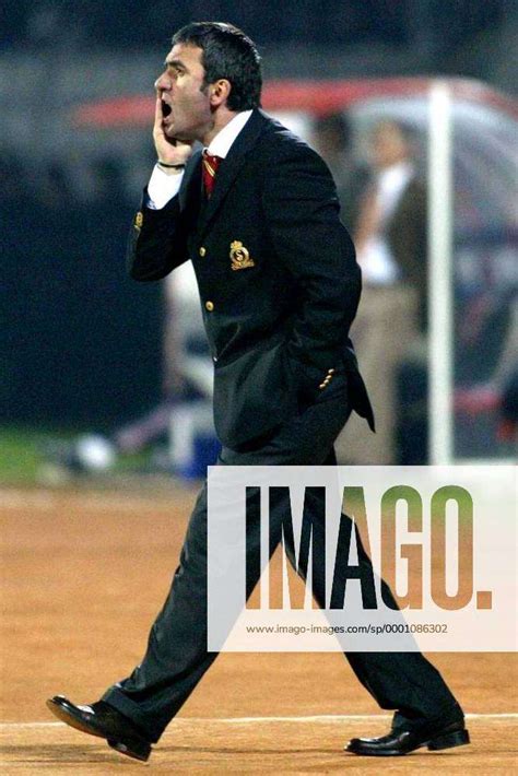 Trainer Gheorghe Hagi Galatasaray W Tend Fu Ball Herren S Per Lig