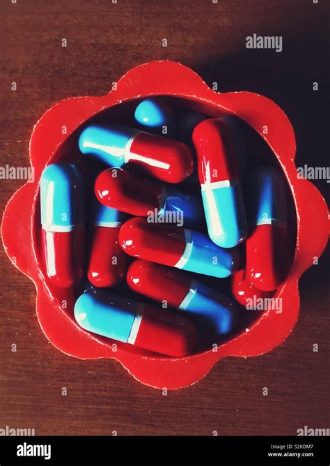 Blue Pills Hi Res Stock Photography And Images Alamy