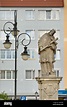 Statue des heiligen Johannes von Nepomuk auf dem Rynek (Marktplatz) in ...