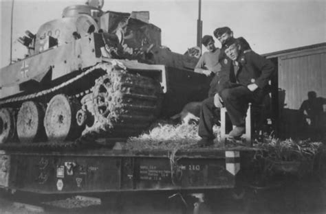 Tiger I Of The Schwere Panzer Abteilung 503 Tank Number 112 Crew