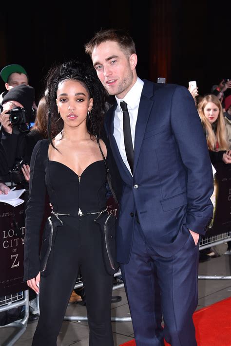 Robert Pattinson Says He’s ‘kind Of’ Engaged To Fka Twigs Breakingnews Ie