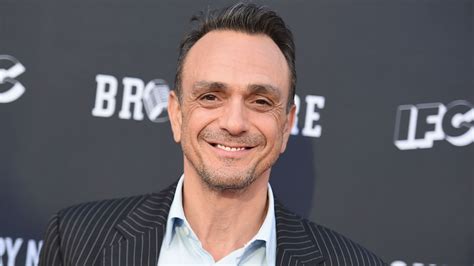 Hank azaria has apologised for voicing the indian character apu on the simpsons. Hank Azaria willing to stop voicing Apu on 'The Simpsons ...