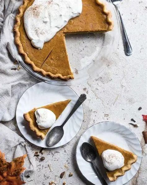 Almond flour pie crust if you're looking to make any type of pie like a pumpkin pie, then you'll definitely need this almond flour pie crust recipe. Every Recipe You Need for a Keto Thanksgiving Feast | Sugar free pumpkin pie, Paleo recipes ...