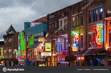 Nashville Broadway Strip Stock Editorial Photo © Paulbradyphoto
