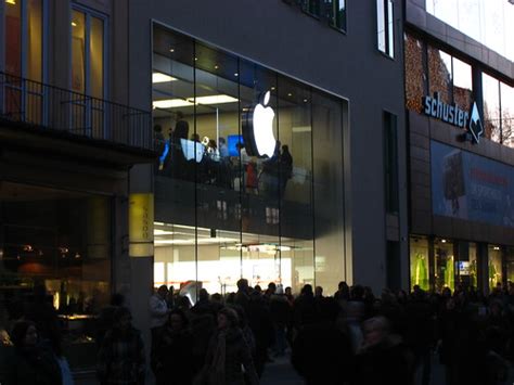 ✓ jetzt sparen mit nächstes geschäft von apple store in münchen und umgebung (3). Der Apple Store München Rosenstraße | Der war wieder ganz ...