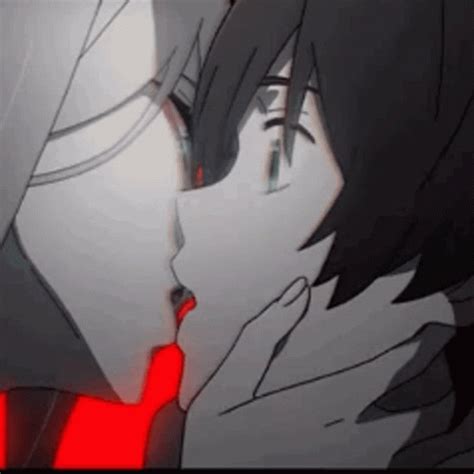 Matching Anime Gif Matching Anime Kissing Discover Share Gifs