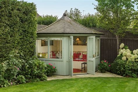 Display Site Traditional Shed Surrey By Surrey Hills Garden