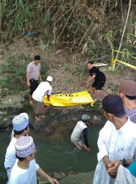 Magetan Geger Penemuan Jasad Bocah 9 Tahun Di Sungai Mearindo