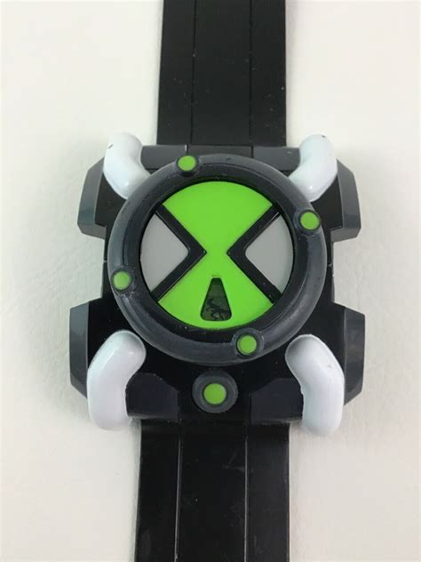 Ben 10 Original Omnitrix Watch Fx Light Up Sounds Wrist Toy Bandai Cn